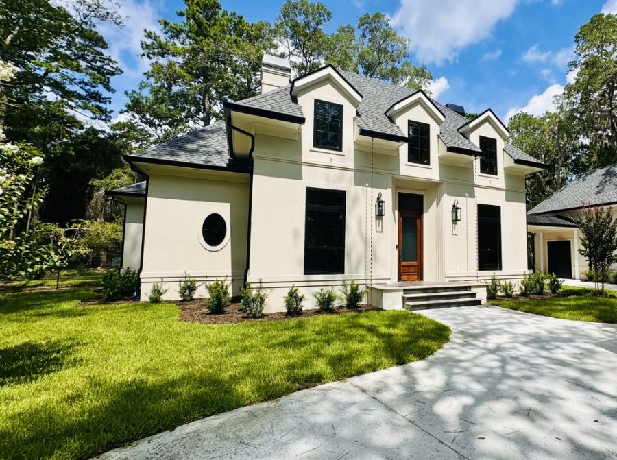 Seamless Gutter Installation for Long-Lasting Protection